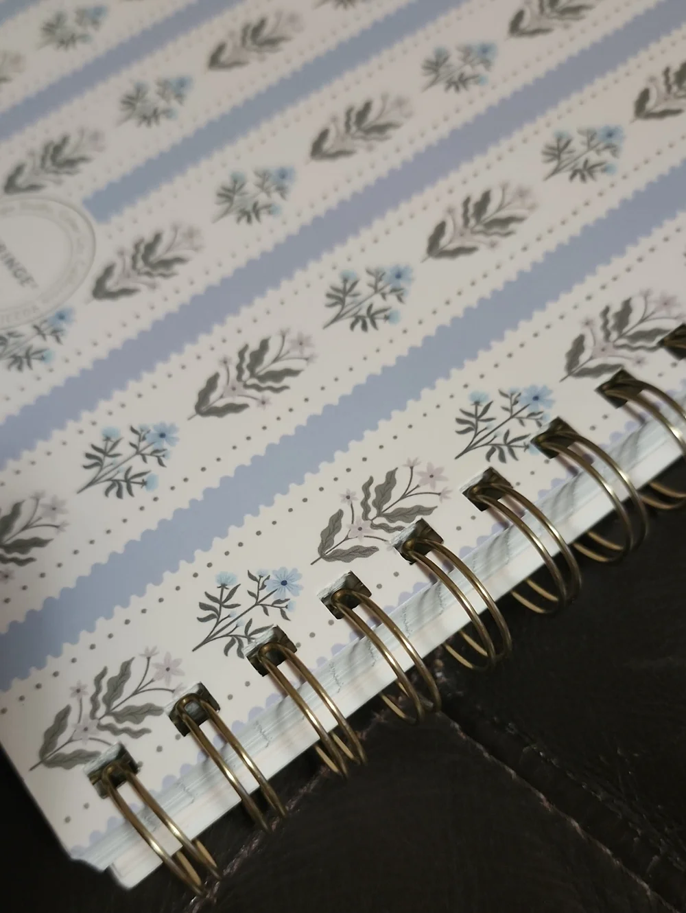 Brand New Fringe Floral Charleston Wavy Blue  Spiral 📓 Notebook